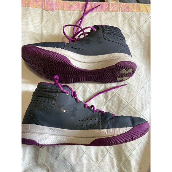 Size 7 (GS) - Under Armour Jet 2017 Mid Apollo Grey Purple - Picture 2 of 3